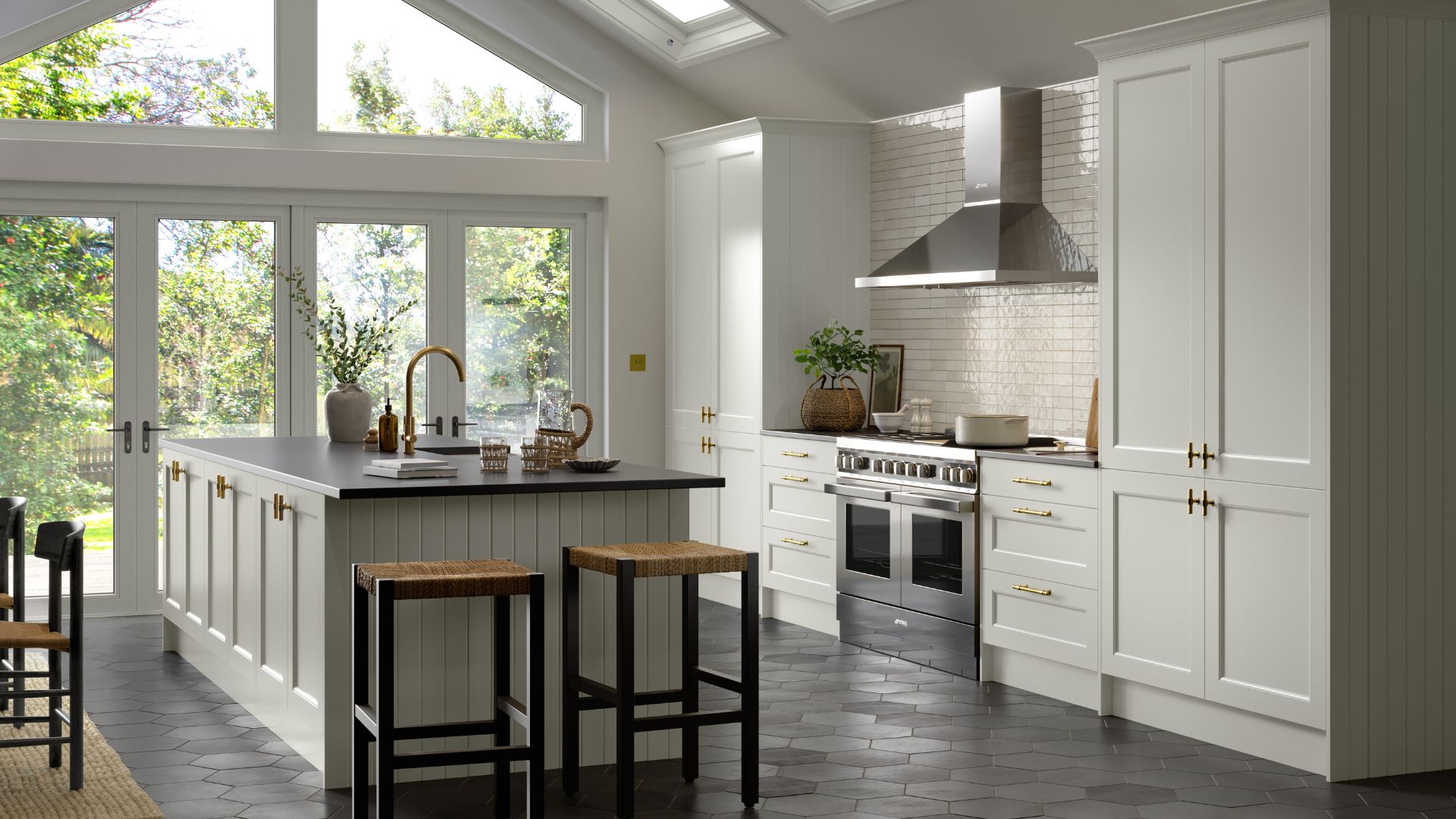 Bordeaux Bespoke Fitted Kitchen Oak